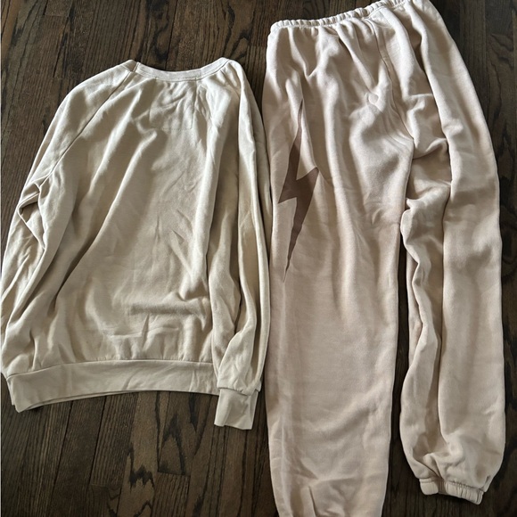 Aviator Nation NWOT Lightning Bolt Sweatshirt (XL) and Sweatpants (L) Set - Picture 4 of 8